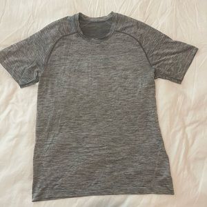Lululemon shirt
